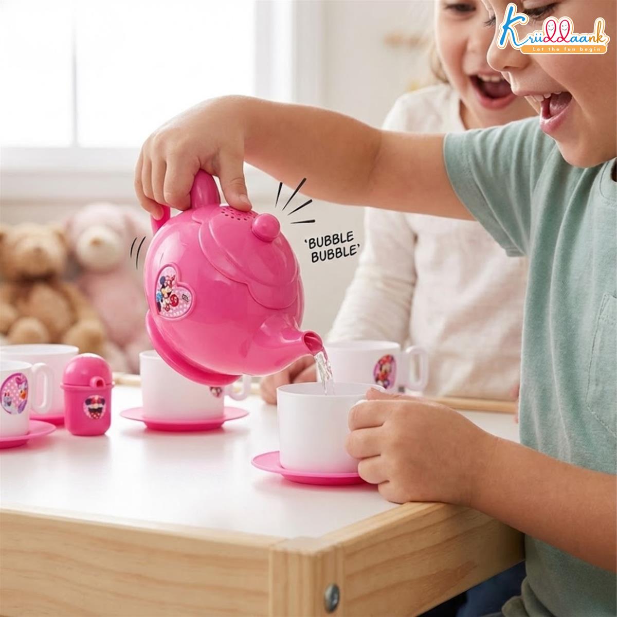 Minnie Tea Playset for Kids Aged 3+ | 12-Piece Pretend Play Tea Party Set with Electronic Kettle, Boiling Sounds & Lights | Safe & Non-Toxic Educational Kitchen Toy Gift for Toddlers
