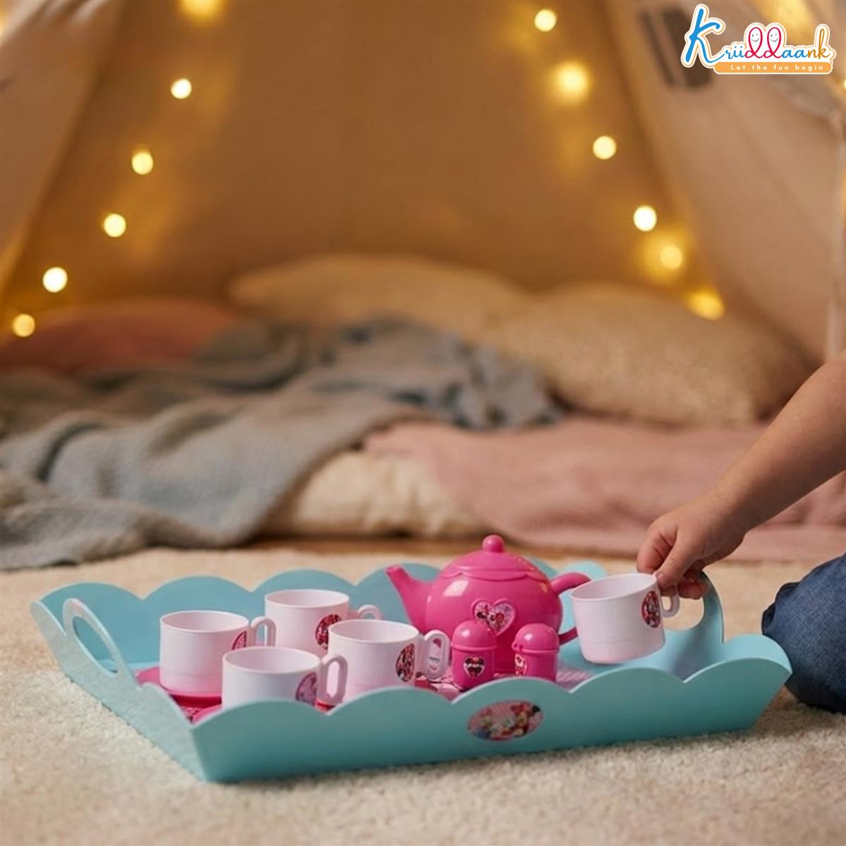 Minnie Tea Playset for Kids Aged 3+ | 12-Piece Pretend Play Tea Party Set with Electronic Kettle, Boiling Sounds & Lights | Safe & Non-Toxic Educational Kitchen Toy Gift for Toddlers
