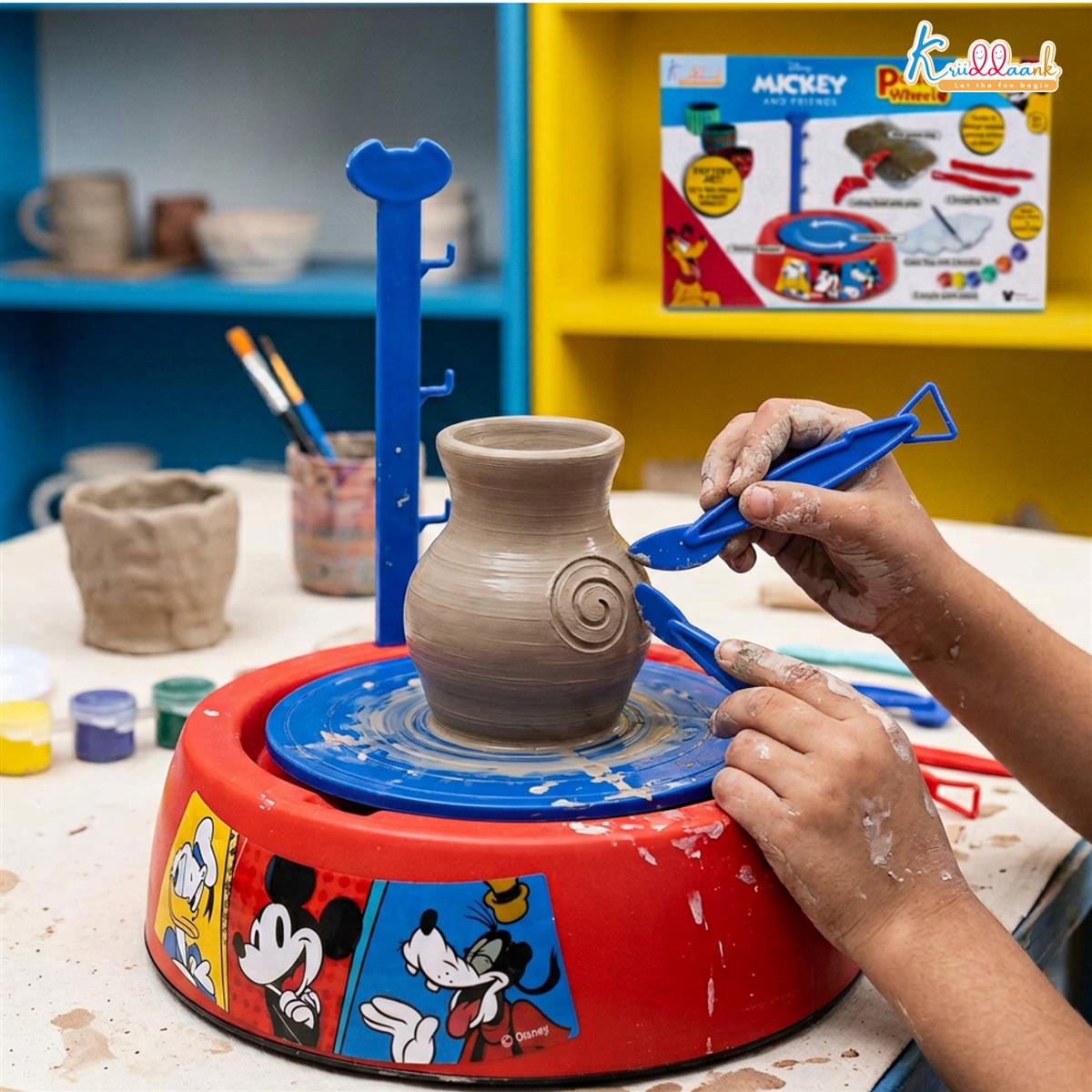 Disney Mickey Mouse Pottery Wheel Modeling Set - Complete Arts & Crafts Clay Sculpting Kit with 800g Clay, Paints & Tools - Educational DIY Gift for Boys & Girls 8+ Years - Battery Operated