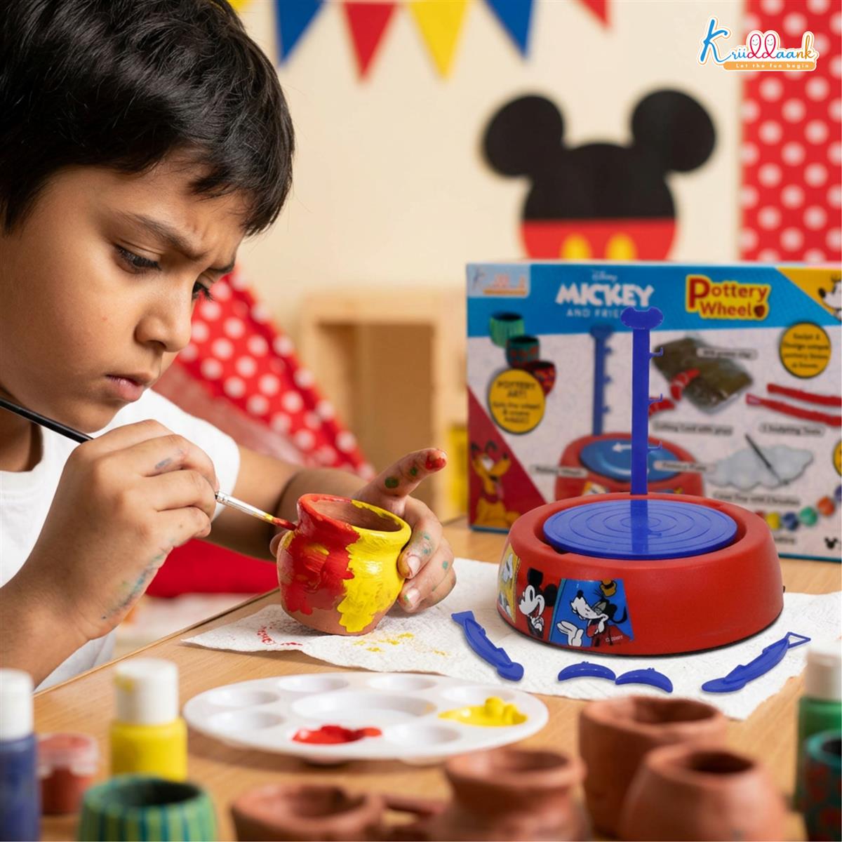 Disney Mickey Mouse Pottery Wheel Modeling Set - Complete Arts & Crafts Clay Sculpting Kit with 800g Clay, Paints & Tools - Educational DIY Gift for Boys & Girls 8+ Years - Battery Operated
