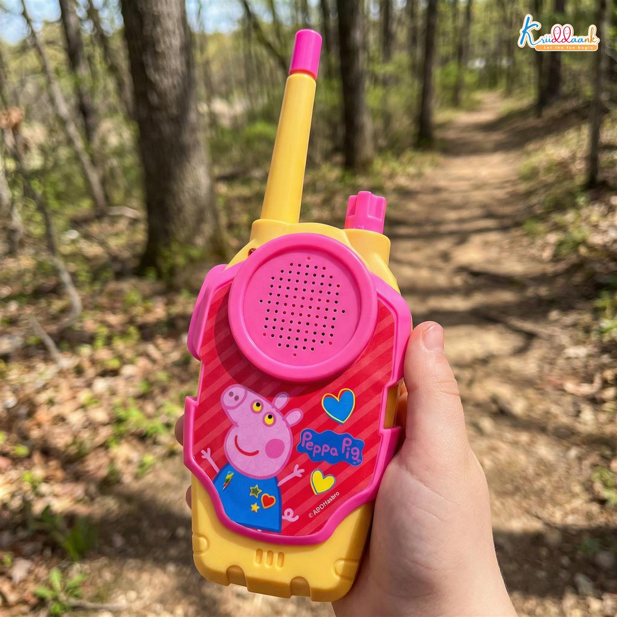 Peppa Pig Walkie Talkie Set for Kids - 75m Long Range 2-Way Radio Toy - Pink, Non-Toxic & Child Safe - Ideal for Camping, Hiking & Roleplay - Gift for Boys & Girls Ages 3+